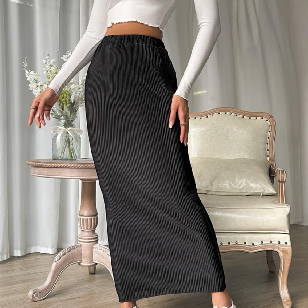 Satin maxi skirt, size S